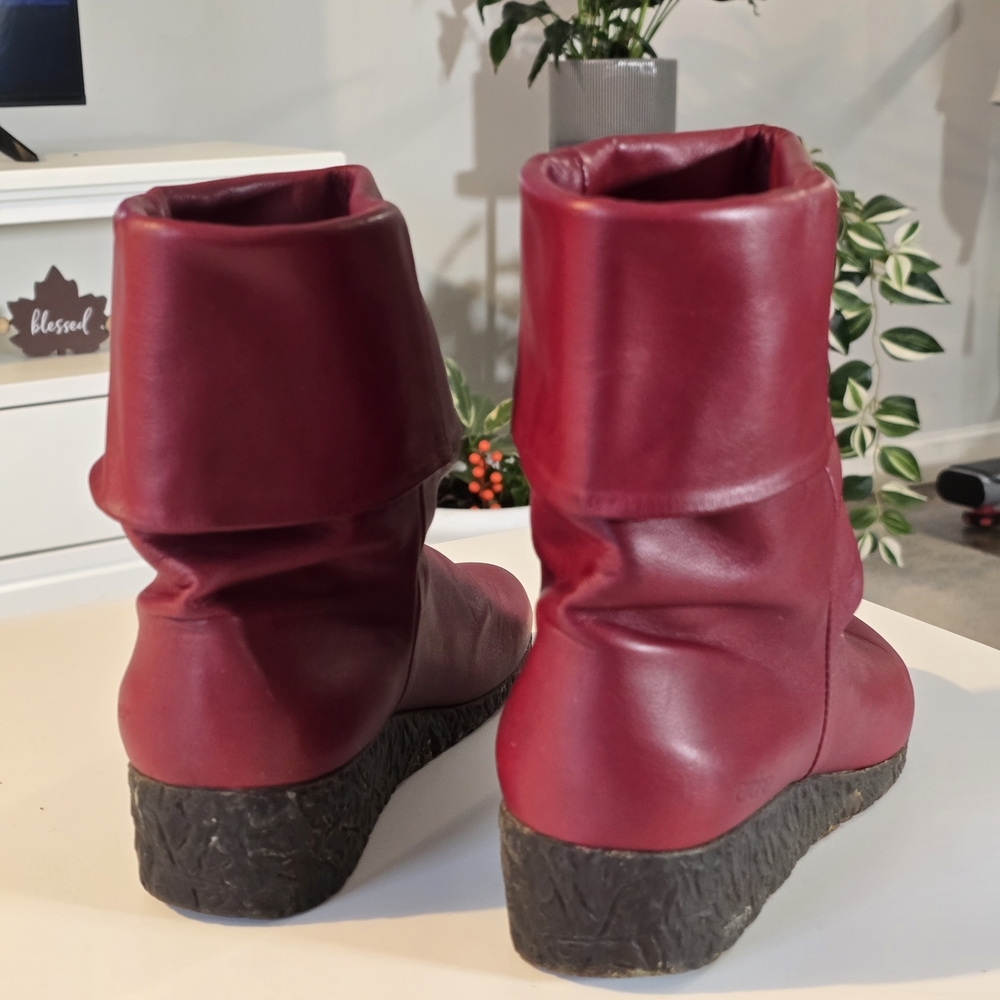 Arche Size 39 Women's Red Leather Ankle Boots - Picture 4 of 9